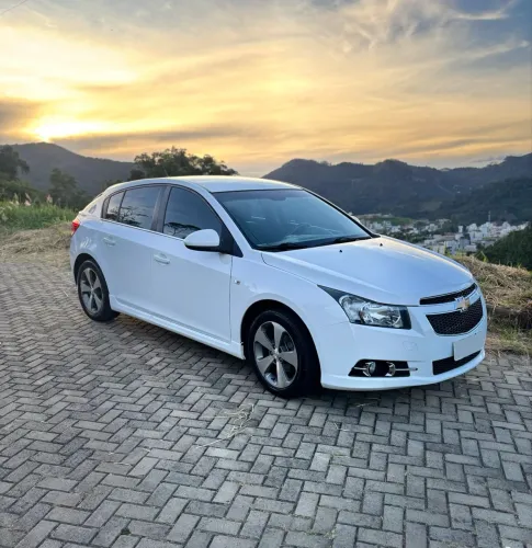 Chevrolet Cruze HB Sport LT 1.8 16V Flexp. 5P AUT 2014