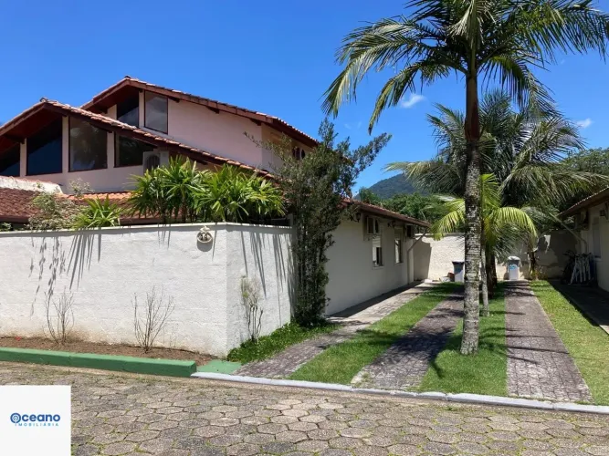 A venda em Maresias - Condomínio fechado