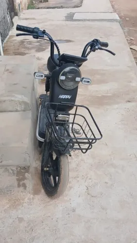 Moto elétrica 2mil para vender logo