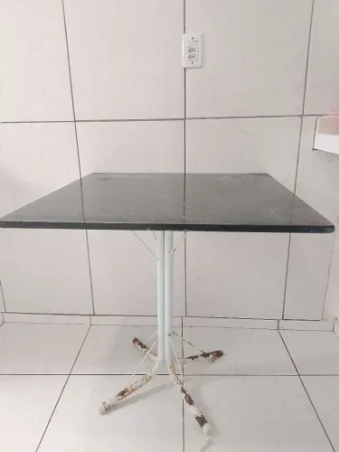 MESA DE MÁRMORE