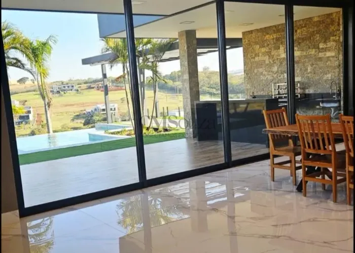 Casa para locação no EcoVillas do Lago, piscina, com 3 suítes, com 325m², Sertanópolis.