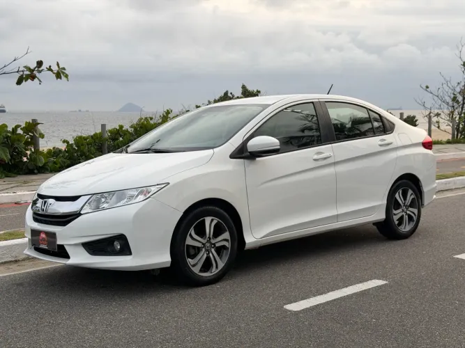 Honda City Sedan LX 1.5 Flex 16V 4P Aut. 2015