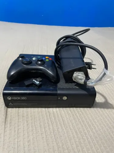 Vendo Xbox Super Slim 500gb Desbloqueado