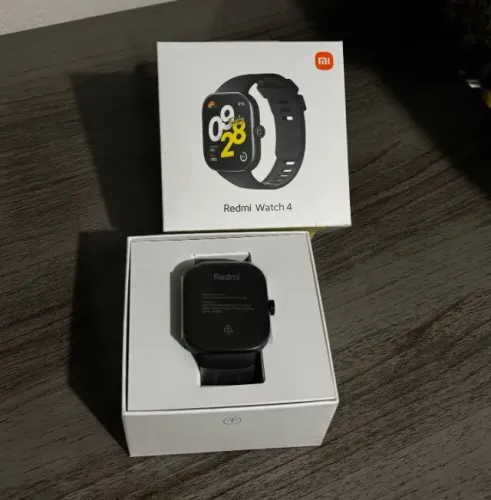 Smartwatch Redmi Watch 4 Seminovo COM GARANTIA