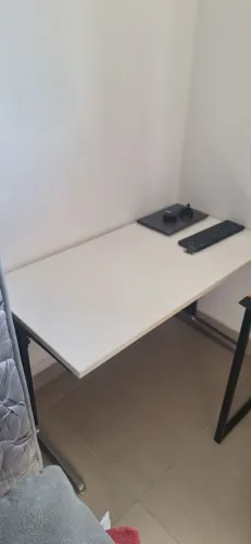 Mesa de Escritório sem Gavetas