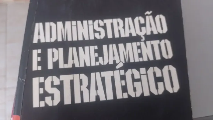Administração e planejamento estratégico -Paulo Sertek...