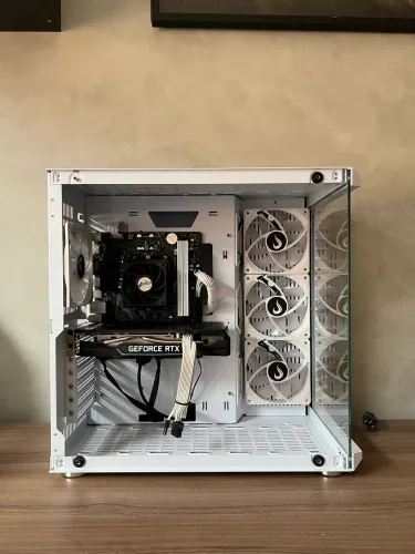 Ryzen 5 5500 + 2060 SUPER (Pc Gamer)