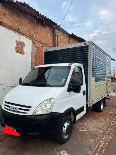 Iveco Daily 55C16 2010 baú