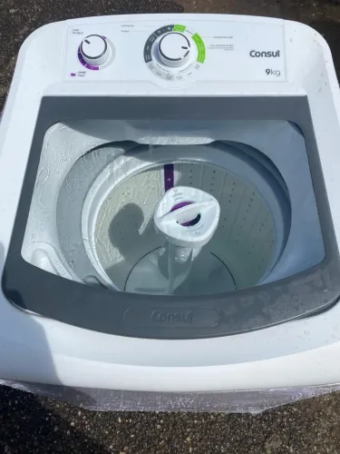 POR 550 REAIS MÁQUINA DE LAVAR ROUPA CONSUL 9KGS
