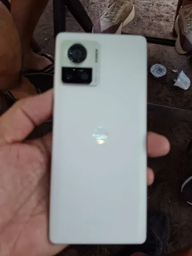 Celular Edge 30 ultra 