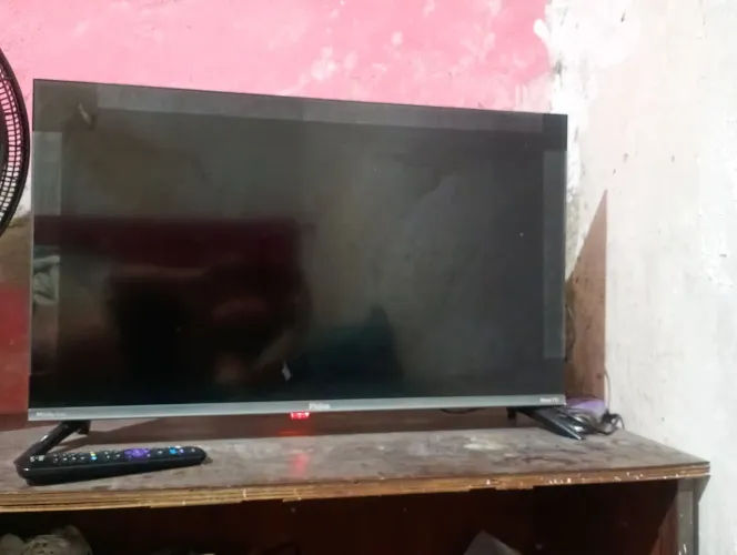 Tv em boas condições