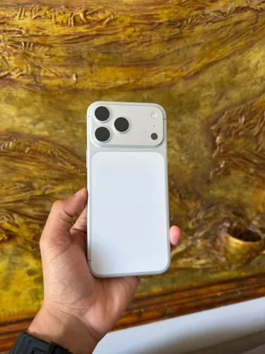 iPhone 17 pro max