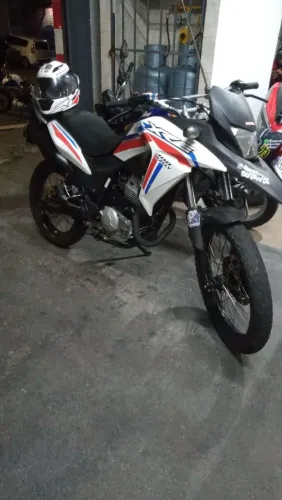 Moto em dia Xre até final do ano