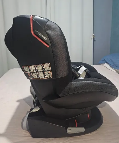 Cadeirinha bebe conforto Maxi Cosi tobi de 9kg a 18kg