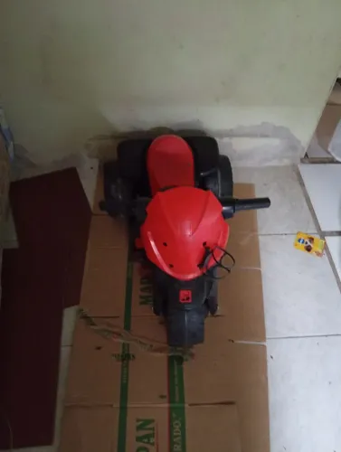 Está parado a 4 meses estou vendendo porque minha neta não usa mais e está ocupando espaco