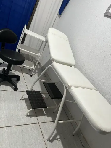Marca + carrinho auxiliar + escada + cadeira