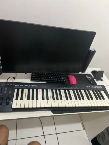 Controlador M-Audio KeyStation 49