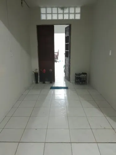 Casa Salvador Lyra 6x25 