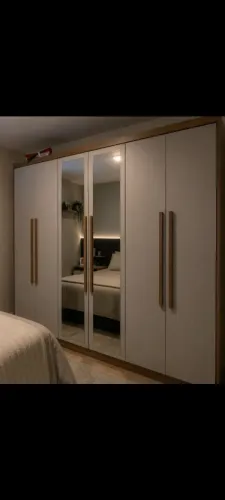 guarda-roupa casal