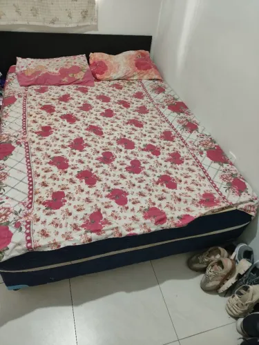 Venda de Cama Unibox Casal usada