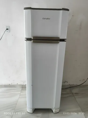 Geladeira Esmaltec