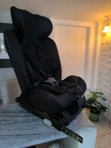 Cadeira veicular Fisher Price Isofix do nascimento a 36kg