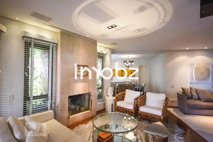 Apartamento à venda na Rua Professor Alexandre Correia, 579 - Vila Andrade - São Paulo - S