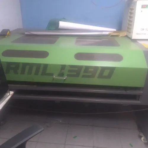 Maquina laser CO2