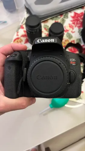 Câmera cânon T6i