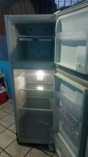 Geladeira Electrolux Frost free
