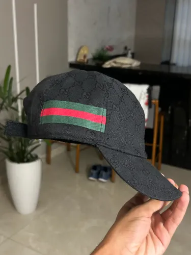 Boné da Gucci