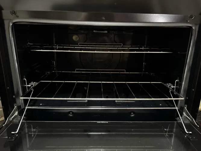 Fogão Brastemp 5 Bocas BFS5VCE - Mesa de Vidro Preto - Turbo Chama