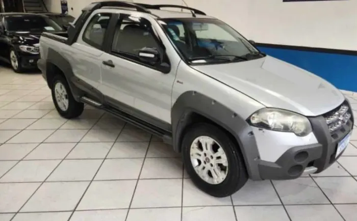 Fiat Strada Adventure1.8/ 1.8 Locker Flex CD 2011