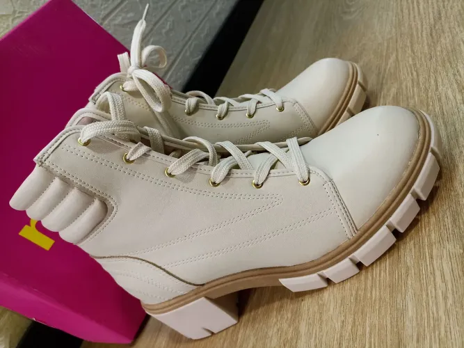 Bota Feminina