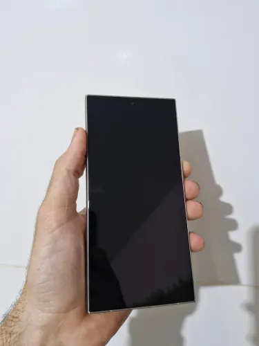 Samsung S24 ultra 512gb 12gb ram