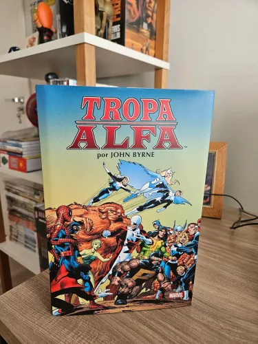 Tropa Alfa Omnibus Panini