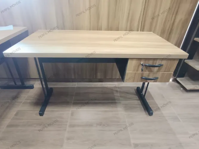 Mesa escritório reta 150x60 Entregamos com frete