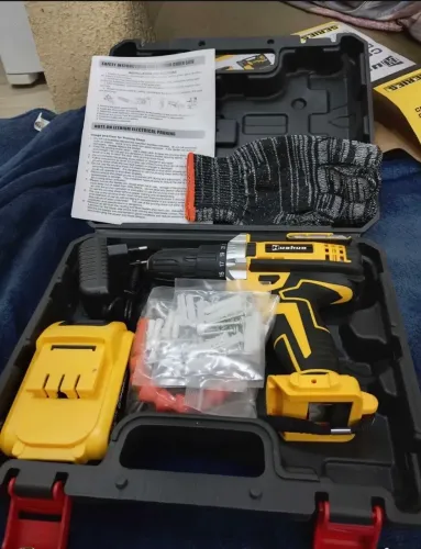Furadeira Parafusadeira 12V Sem Fio Mandril 10mm com Kit Completo