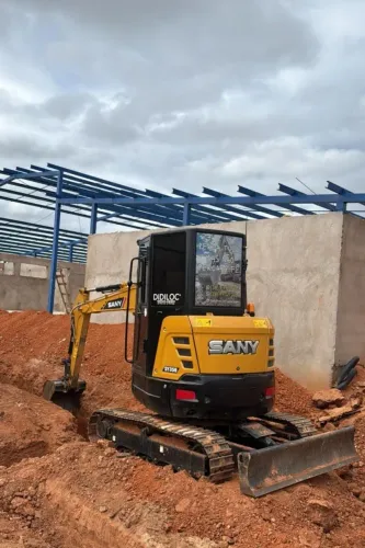 Mini Escavadeira SANY SY35U 3.500kg