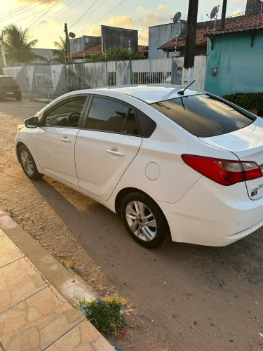 Hyundai HB20S Premium 1.6 Flex 16V Aut. 4P 2014