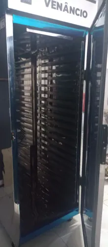 Câmara de controle de fermentação
