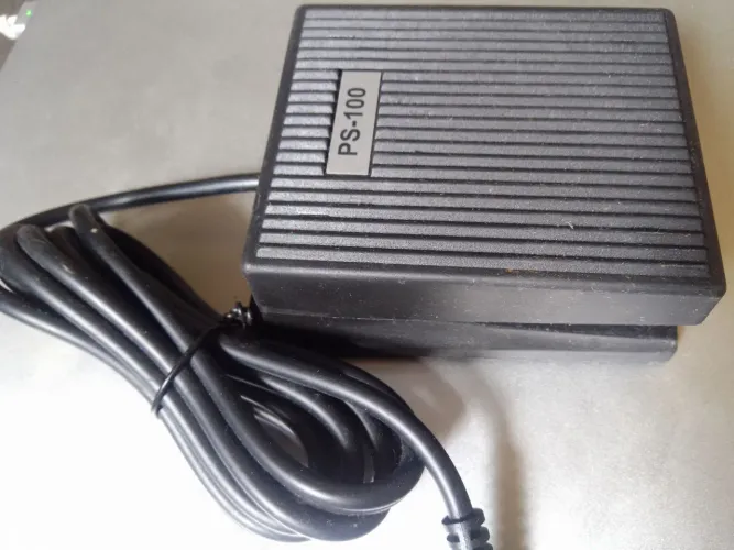Pedal sustain PS-100