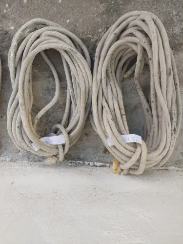 Cordas Seminovas