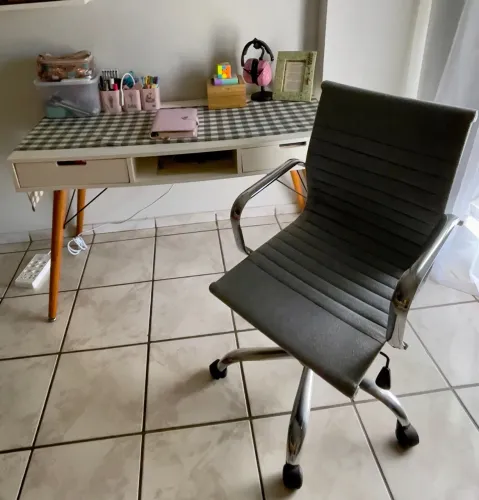 Escrivaninha eames vintage + cadeira
