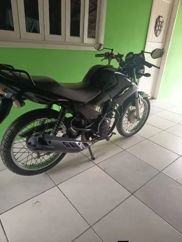 Vendo moto 