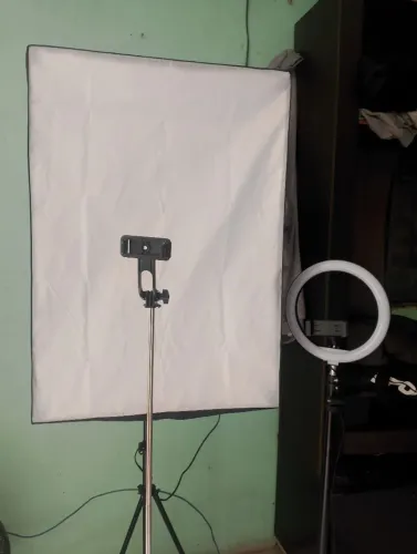 Kit com ring light+softbox+tripé