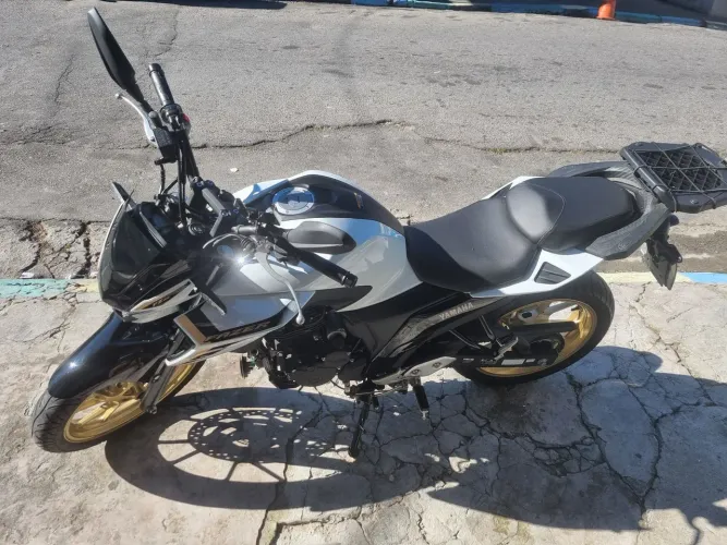 Yamaha fazer 250
