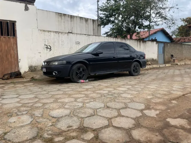 Chevrolet Vectra CD 2.2 16V / 2.0 16V Mec./aut. 2000