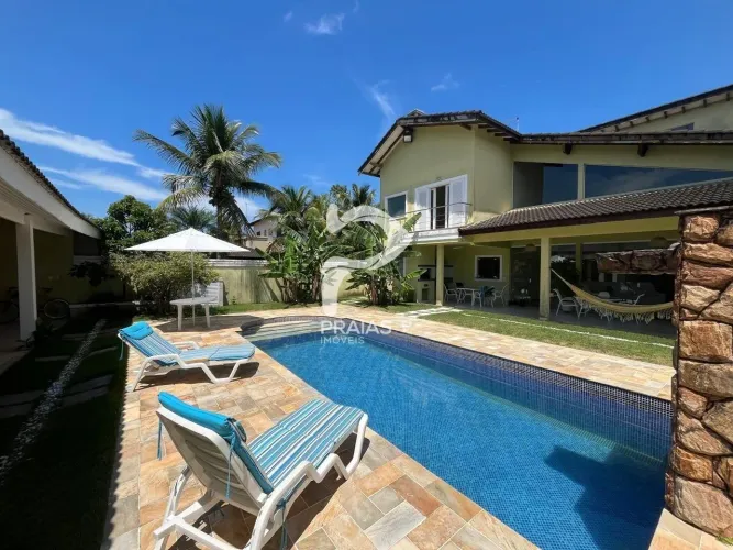 Casa em Condomínio Fechado, 5 Dormitórios, Jardim Acapulco, Guarujá