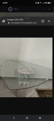 Mesa de mármore tampo de vidro bisotado